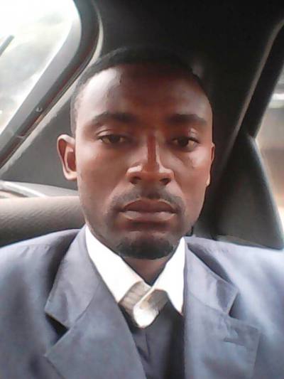 Jean 39 ans Yaoundé Cameroun