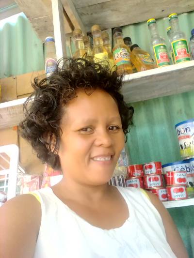 Noella 47 ans Vohemar Madagascar