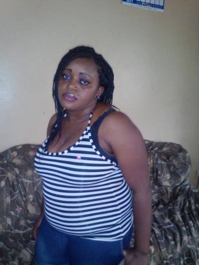 Madeleine 34 ans Yaounde Cameroun