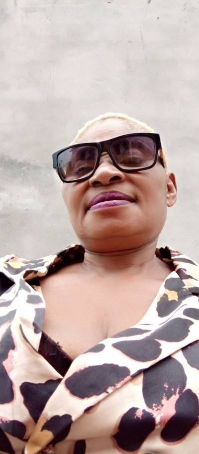 Jeannette 49 ans Urbaine  Cameroun