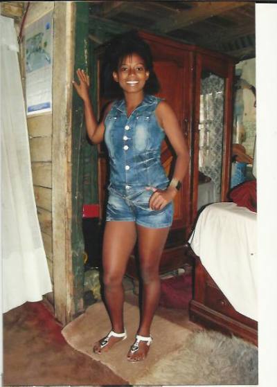 Claudette 38 Jahre Tamatave Madagaskar