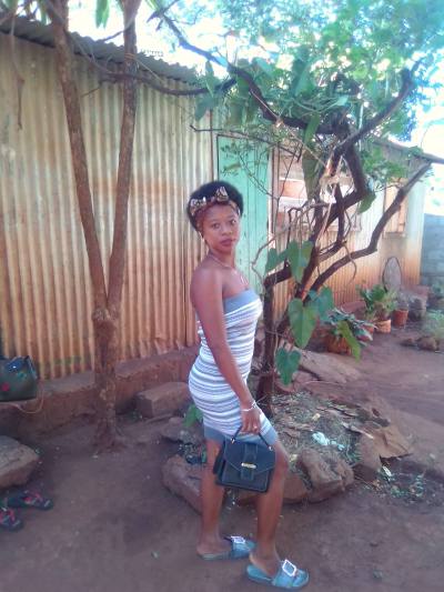 VALLANCIA 31 ans Antsiranana Madagascar
