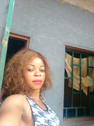 Thérèse 35 ans Yaoundé  Cameroun