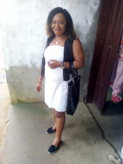 Georgette 49 ans Douala Cameroun