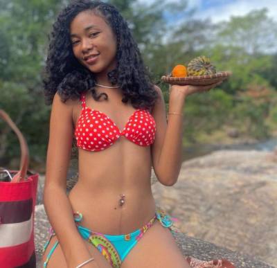 Sandrina 25 ans Sambava Madagascar