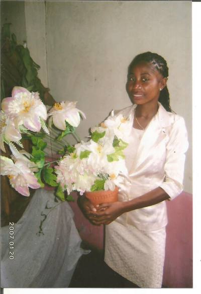 Claire 33 years Antsiranana Madagascar