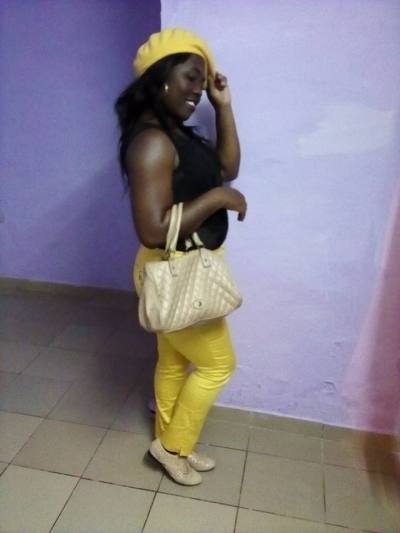 Joelle 38 ans Douala Cameroun