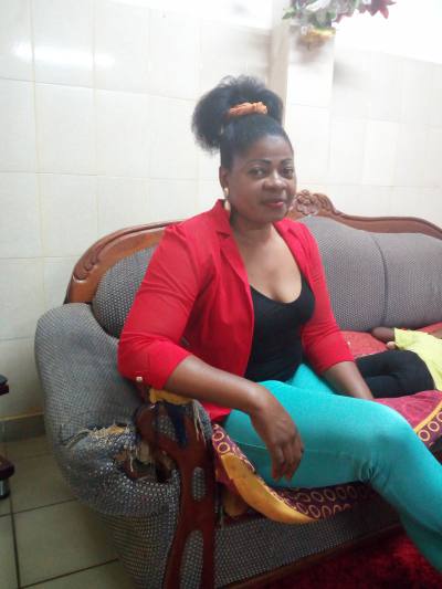 Francoise 49 Jahre Yaounde Kamerun