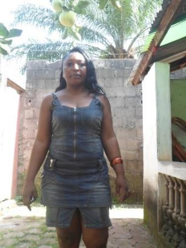 Albertine 48 ans Yaoundé Cameroun