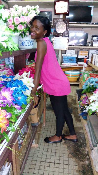 Elisabeth 31 Jahre Akonolinga Kamerun
