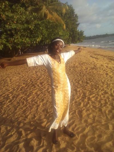 Juliette  37 ans Kribi Cameroun