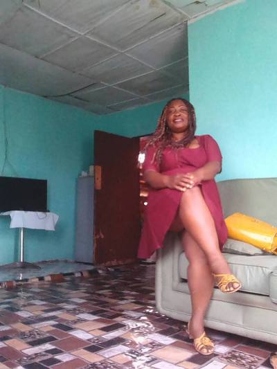 Eugenie 44 years Libreville Gabon