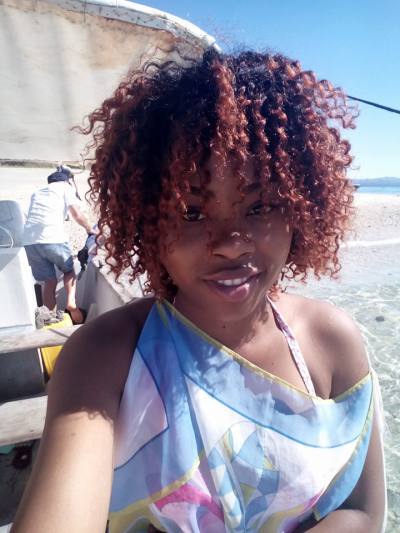 Tiana 28 ans Antananarivo Madagascar