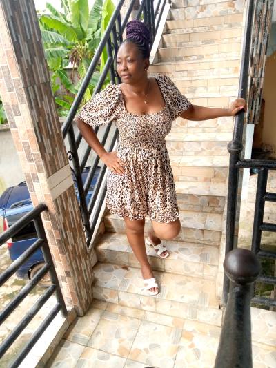 Chancelle 38 years Douala Cameroon