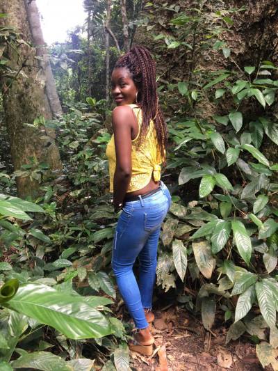 Monique 38 ans Yaoundé Cameroun