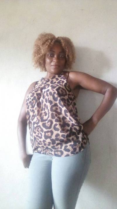 Lolita 45 Jahre Douala Kamerun