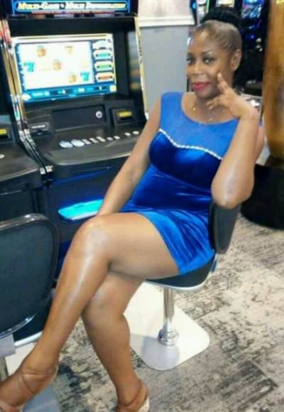 Maella 37 ans Douala Cameroun