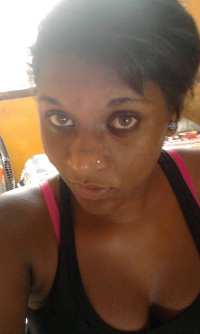 Eugenie 32 Jahre Port Louis Mauritius
