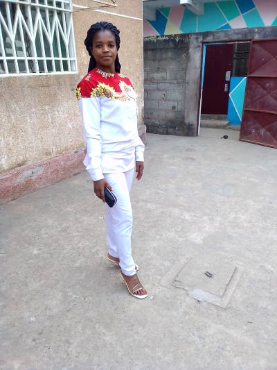 Benjamine 31 years Mbalmayo  Cameroon