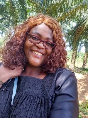 Lydie 43 Jahre Douala Kamerun