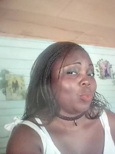 Thertulaine 31 ans Douala V Cameroun