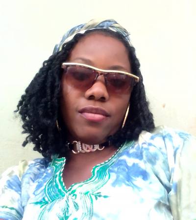 Juniore 34 ans Yaoundé Cameroun