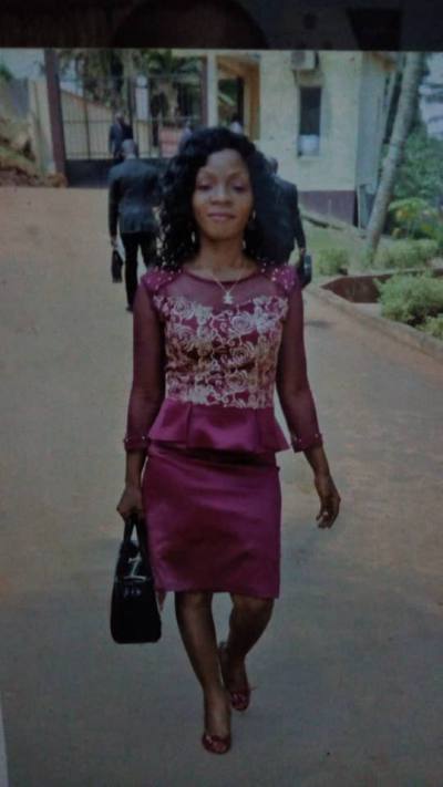 Georgette 38 Jahre Douala Kamerun