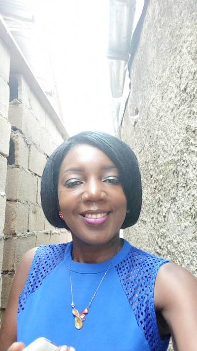 Natalie 42 years Douala Cameroun