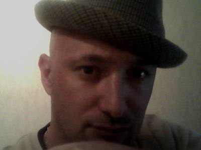 Gregory 46 ans Bourg Les Valence France