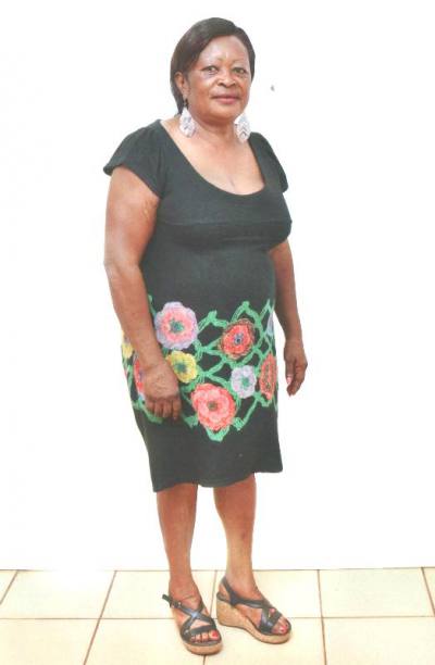 Paulina 69 Jahre Yaounde Kamerun