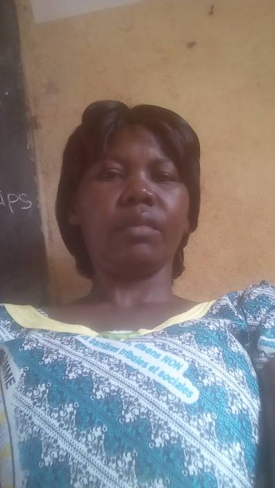 Annie 49 years Yaoundé Cameroon