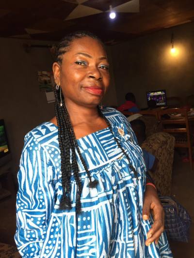 Fifine 53 ans Yaoundé Cameroun