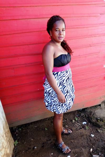 Claire 36 ans Antalaha Madagascar