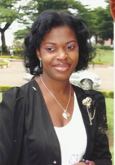 Madeleine 33 Jahre Yaounde Kamerun
