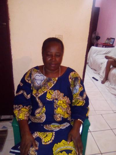 Henriette 69 ans Libreville Gabon