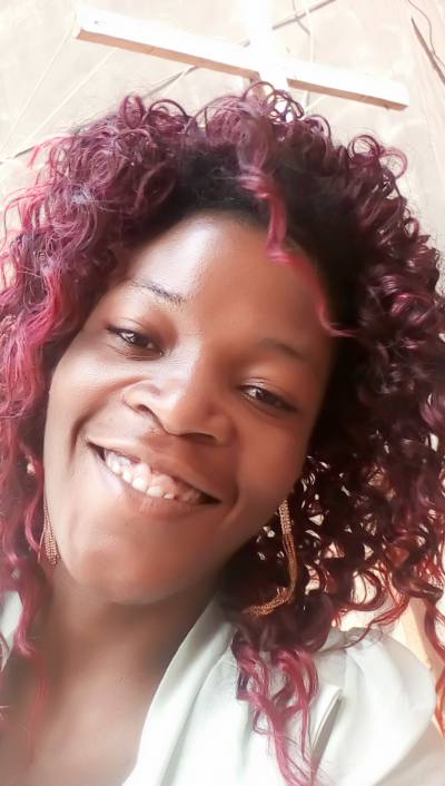 Sonia 34 years Yaoundé Cameroon