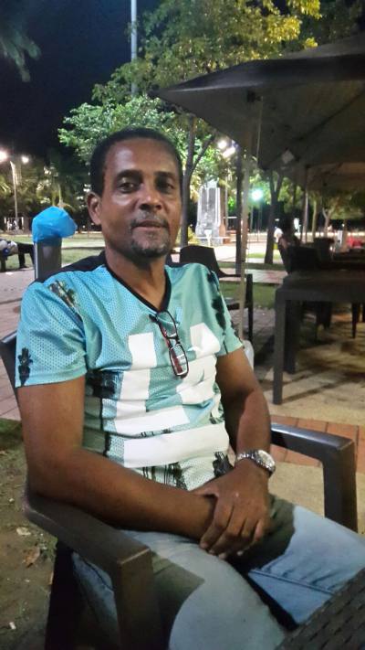 Homme rencontre homme mons