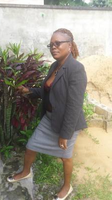 Annie 58 Jahre Douala Kamerun