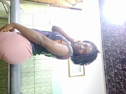 Vanelle 28 ans Yaoundé Cameroun