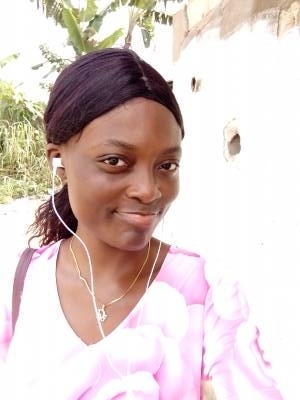 Yvanna 20 ans Yaoundé Cameroun