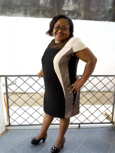 Chantal 55 ans Yaoundé Cameroun