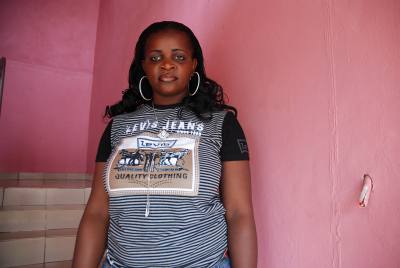 Christelle 38 Jahre Yaoundé Kamerun