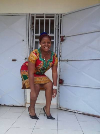 Clarisse 37 ans Yaoundé Cameroun