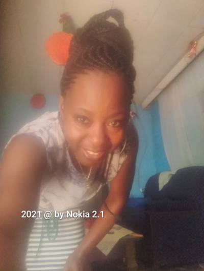 Sabine 44 ans Yaoundé Cameroun