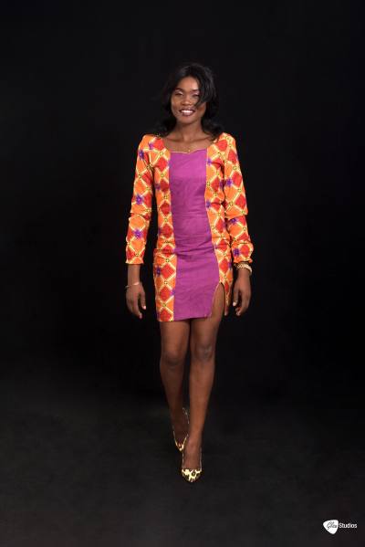 Adrienne 30 Jahre  Kamerun
