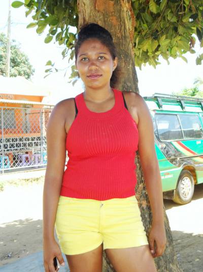 Vanella 28 ans Sambava Madagascar