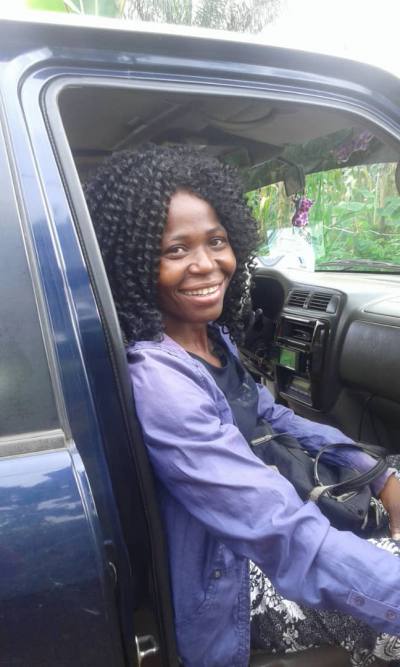Suzy 40 Jahre Yaoundé  Kamerun