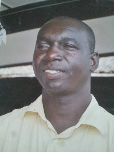 Alain 54 ans Bertoua Cameroun