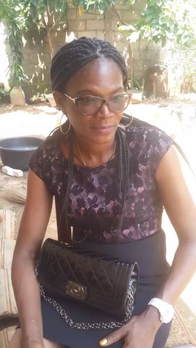 Jeannine 54 ans Yaoundé Cameroun