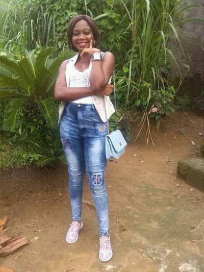 Gaelle 31 ans Douala Cameroun